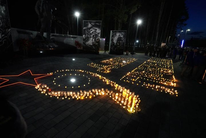 «Свечи памяти» зажглись перед памятниками в округе