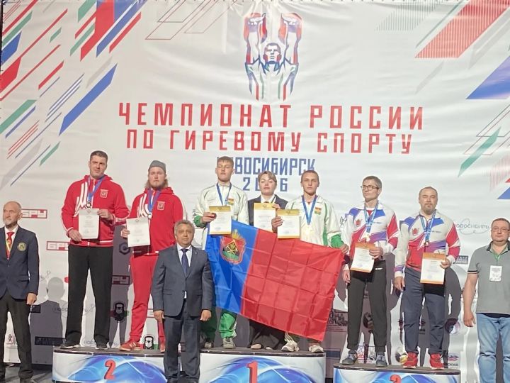 Спортсмены-гиревики стали чемпионами России