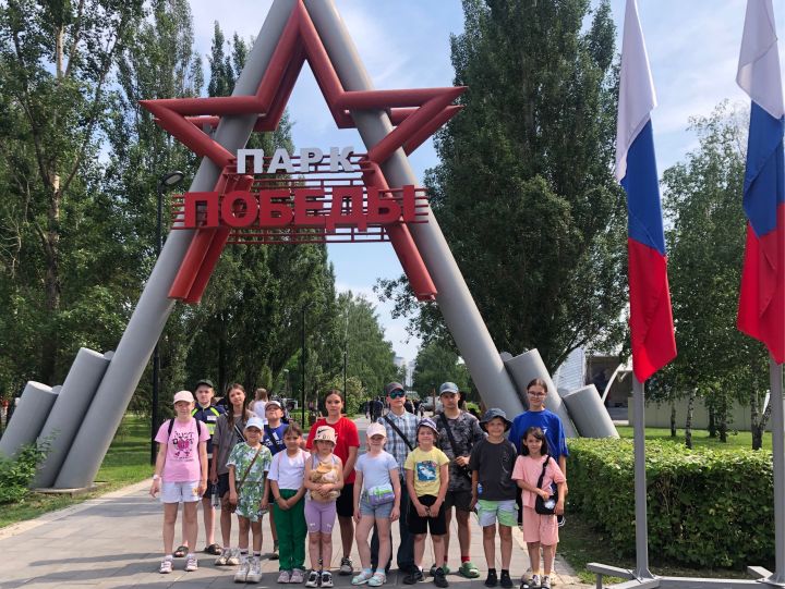 Школьники побывали на экскурсии в «Парк Победы»