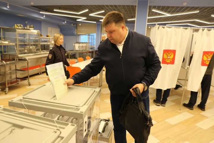Как проходят выборы в округе?