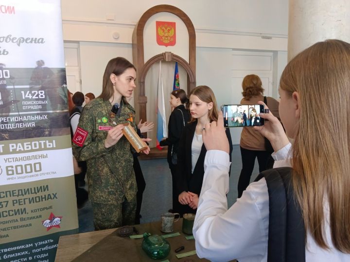 Школьники Новостройки приняли участие в областном патриотическом форуме
