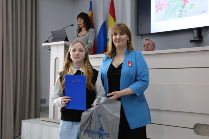 Подведены итоги конкурса творческих работ «Мой герой»