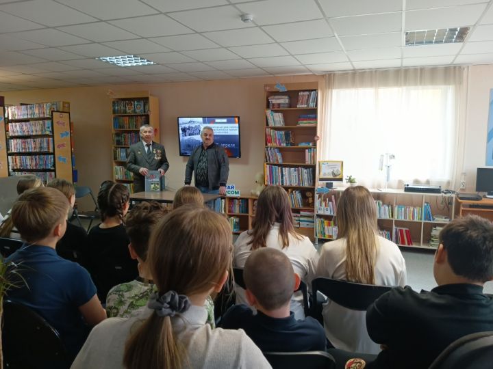 Школьники Ягуново встретились с чернобыльцами