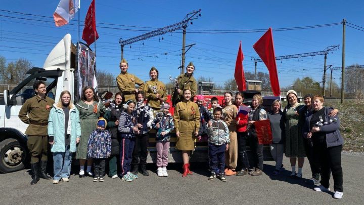 Ролик Бессмертного полка онлайн с воинами-сибиряками