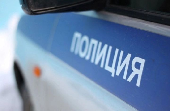 Сотрудники ГИБДД округа задержали машину с преступницами на трассе