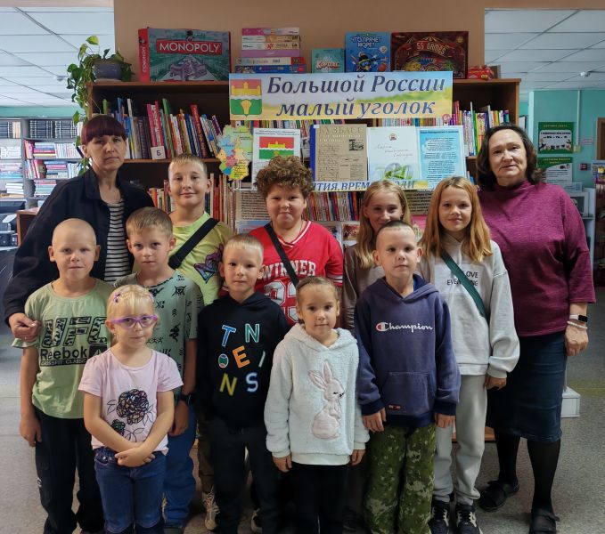 Юные ягуновские краеведы познакомились к округом
