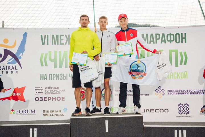 Спортсмены вернулись с медалями с байкальского марафона