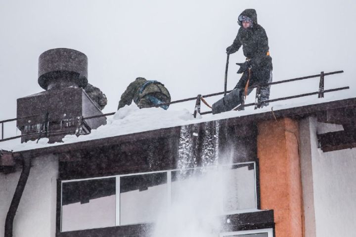 Совещание по очистке крыш прошло в администрации