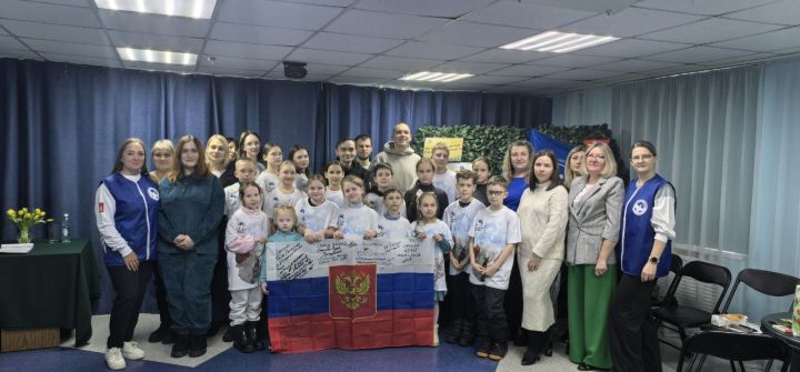 Встреча с участников СВО и волонтерами прошла в Ясногорском