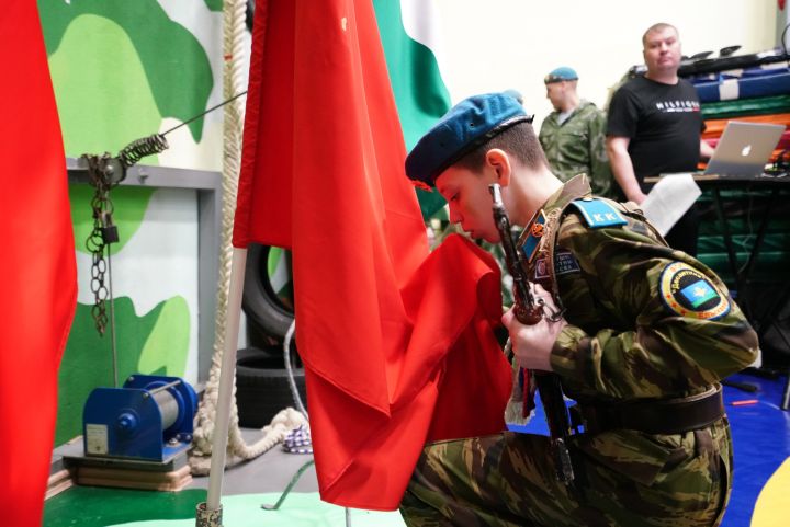 Новобранцы десантника приняли присягу