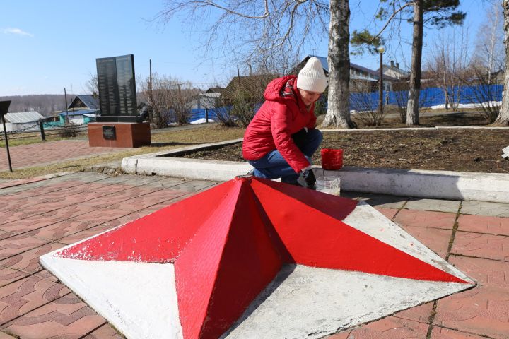 Жители Кемеровского округа вышли на «Ленинский субботник»
