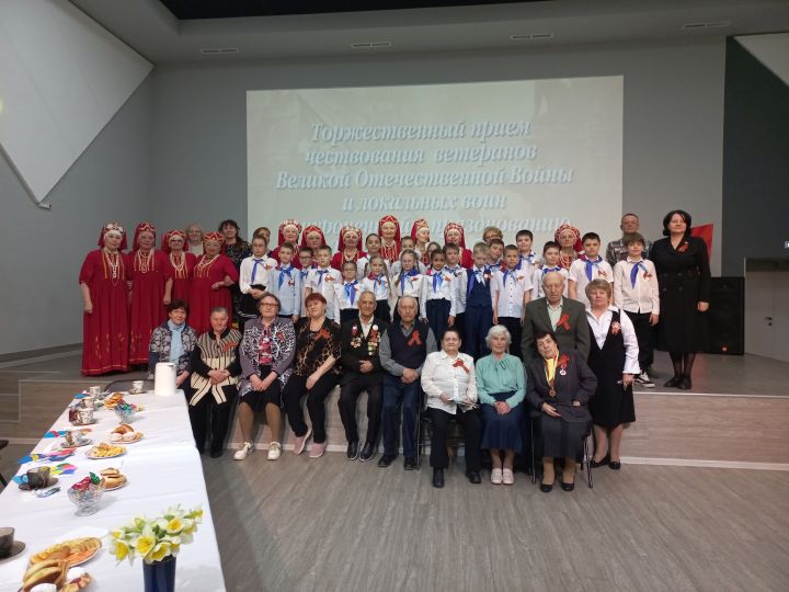 Праздничное мероприятие для ветеранов в Новостройке